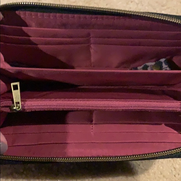 BN Travelon Leopard Wallet - Picture 2 of 3